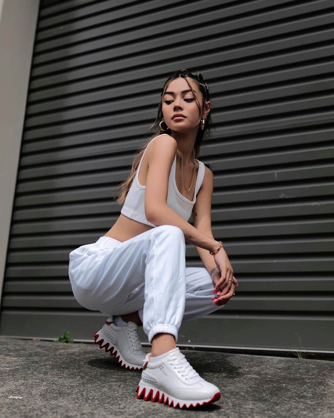 リリーマイマックのインスタグラム：「Loubishark shoes from #christianlouboutin striking & bold #LoubiShark」