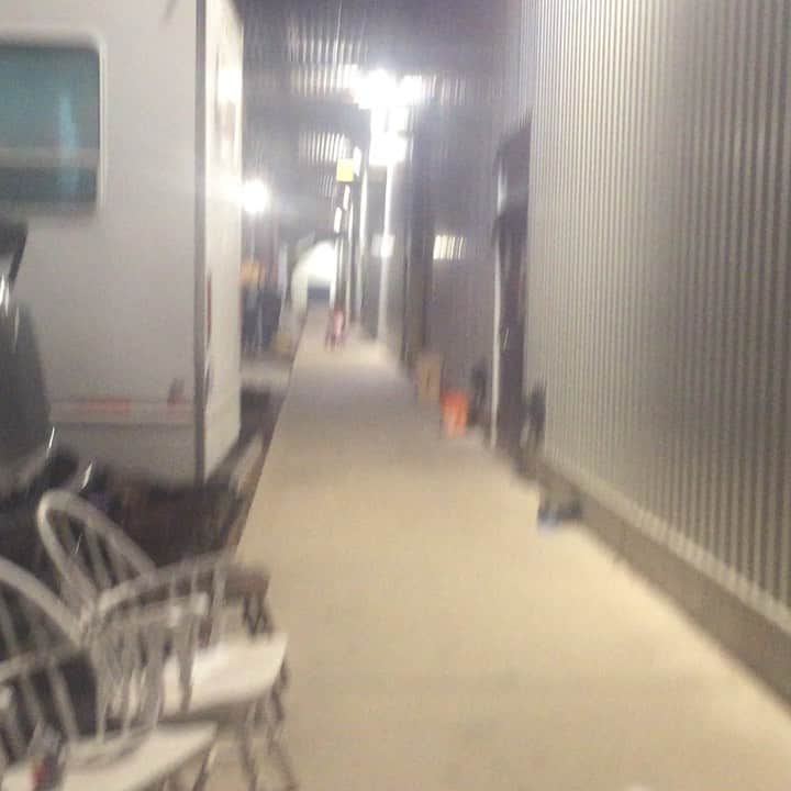 ジャクソン・ロバート・スコットのインスタグラム：「SANTA visits set!!!🎅🏻😂 Thank you Emilia and family! 🙏😘❤️」