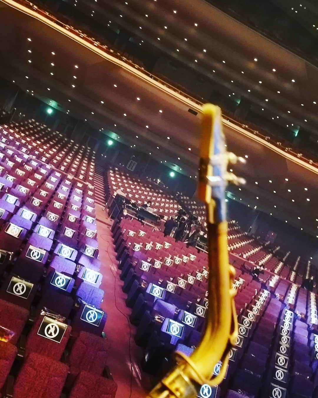 勝田一樹のインスタグラム：「2020　ラストのホールコンサート✨  ライブハウス系はまだまだ続く😃✌️  #勝田一樹 #kazukikatsuta  #ディメンション #dimensionjazz  #dimensionfusion」