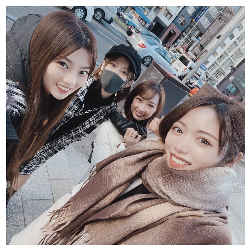 ARIKAのインスタグラム：「女子会lunch🍴 . いつもの女子会メンバー🤍 青山 KIHACHI さんへ行ってきました🍴 @kihachi_official   皆で集まれるの年内最後かなー？ ってなんか寂しい(´；ω；｀) 全然年末感しないー😢 今年も後2週間きったし 悔いの残らないように過ごそう✨ . #lunch #女子会 #青山 #キハチ #レストラン #workout #makeup #hair #me #girl #swag #l4l #love #selfie #bestoftheday #followme #dog #lovedogs #お洒落さんと繋がりたい」