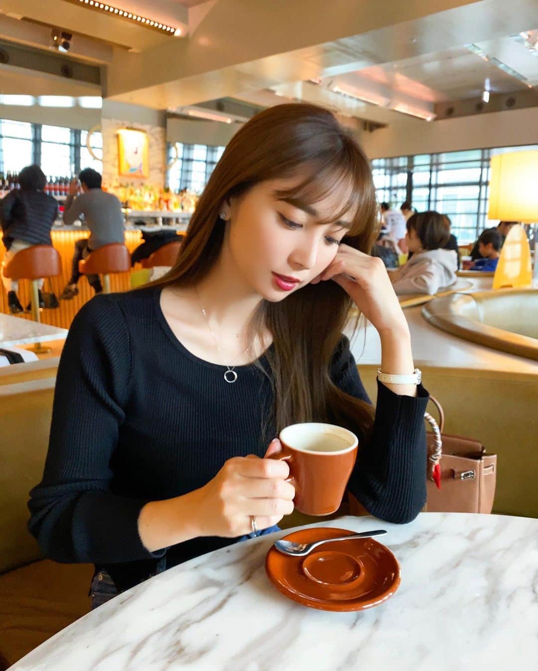 岡部あゆみのグルメインスタ