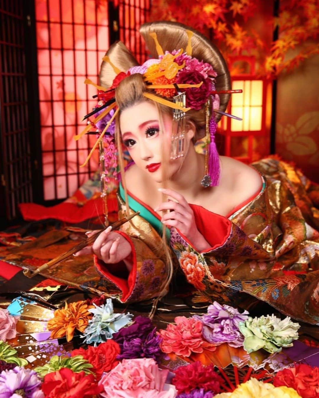 美竹すずのインスタグラム：「花魁Part2💋  #美竹すず #花魁体験 #京都#エスペラント京都  #ココロの変身写真」