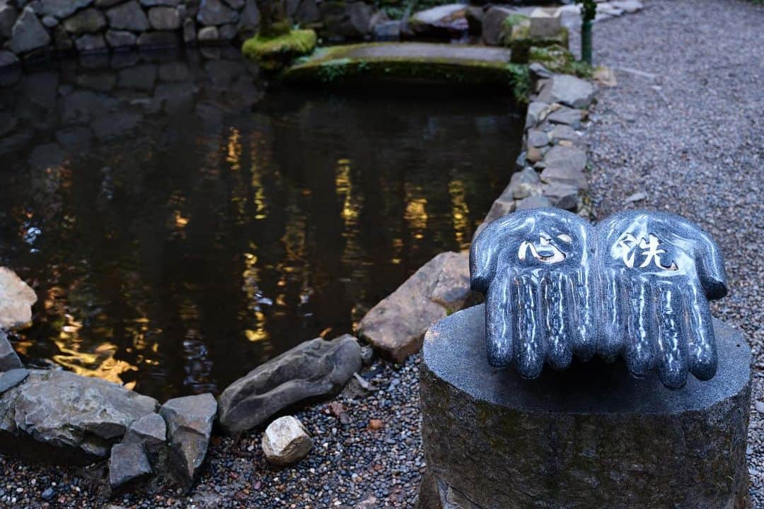 SHOCK EYEさんのインスタグラム写真 - (SHOCK EYEInstagram)「心洗。 都会暮らし、、 たまには街を離れ、心を洗いに。  #御岩神社 #神社 #神仏習合 #聖地」12月18日 16時26分 - shockeye_official