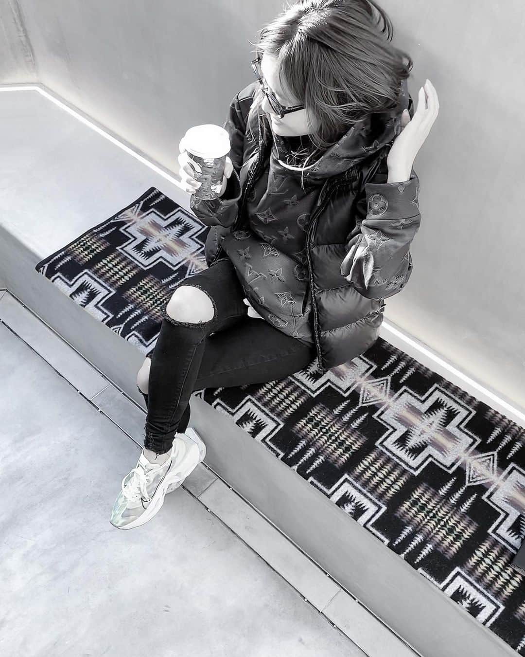 紺谷みえこのインスタグラム：「☕️𓃗」