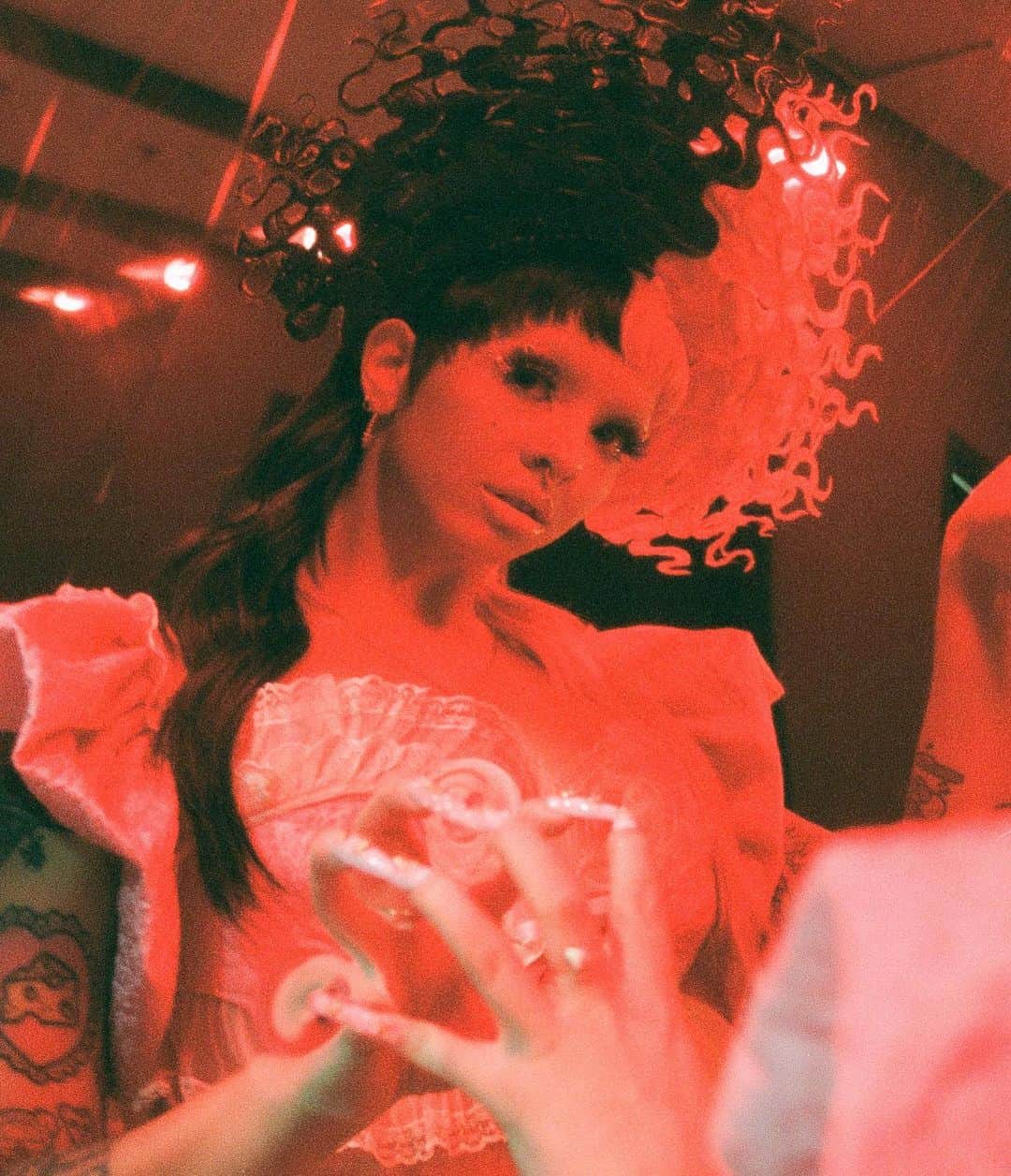 メラニー・マルティネスのインスタグラム：「🍄💕 1 last stream left! Link in bio!! 💕🍄」