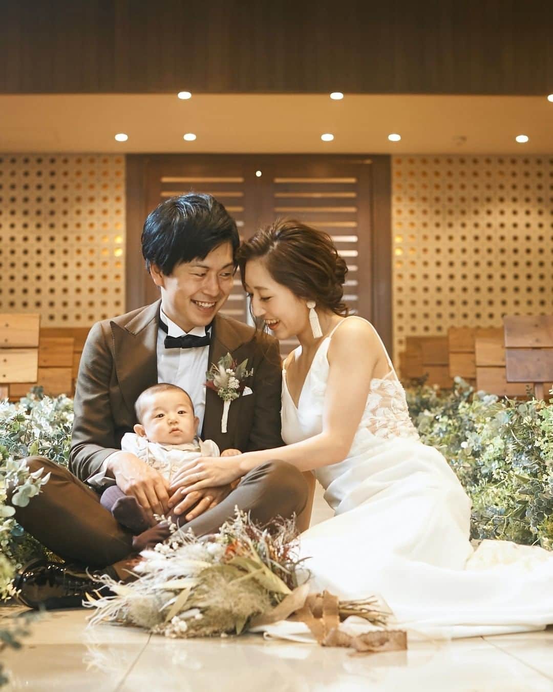 ラヴィ•ファクトリーさんのインスタグラム写真 - (ラヴィ•ファクトリーInstagram)「【写真で叶える結婚式】 . 愛する家族と一緒に..* 人生の新しい節目に「今」という軌跡を刻むために.. 写真に託された“瞬間”に思いを馳せ、 シャッターを切ります＊ —————— ラヴィファクトリー福岡: @fukuoka_laviephotography  Photographer:@tazphoto_wedding  AREA:JAPAN,WITH THE STYLE FUKUOKA —————— @laviefactoryをフォローして #laviefactory #ラヴィファクトリー のハッシュタグをつけて お写真を投稿してみてくださいね✳︎ . こちらの公式IG（@laviefactory） で取り上げさせていただきます✨ #wedding#weddingphotography #ラヴィファクトリー #laviefactory #photo #生きる写真 #ハートのある写真 #instawedding #結婚写真 #ウェディング #ウェディングフォト #撮影指示書 #ロケーションフォト #前撮り #プレ花嫁 #結婚準備 #写真好きな人と繋がりたい #フォトウェディング #卒花 #前撮り #後撮り #ウェディングニュース #プラコレ #withthestyle #福岡花嫁 #チャペルフォト #キッズ婚 #家族フォト #おしゃれ花嫁」12月18日 17時06分 - laviefactory
