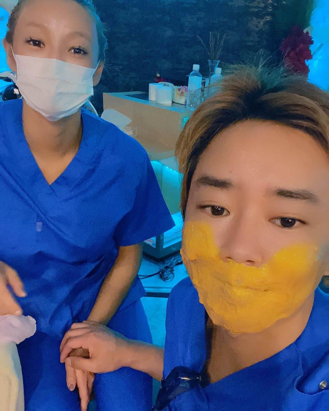 のインスタグラム：「生徒さんのエステ講習💆‍♂️  #フォースカッター正規取扱販売店 #vitasalonjuju#楽しんご #juju スクール生募集中」