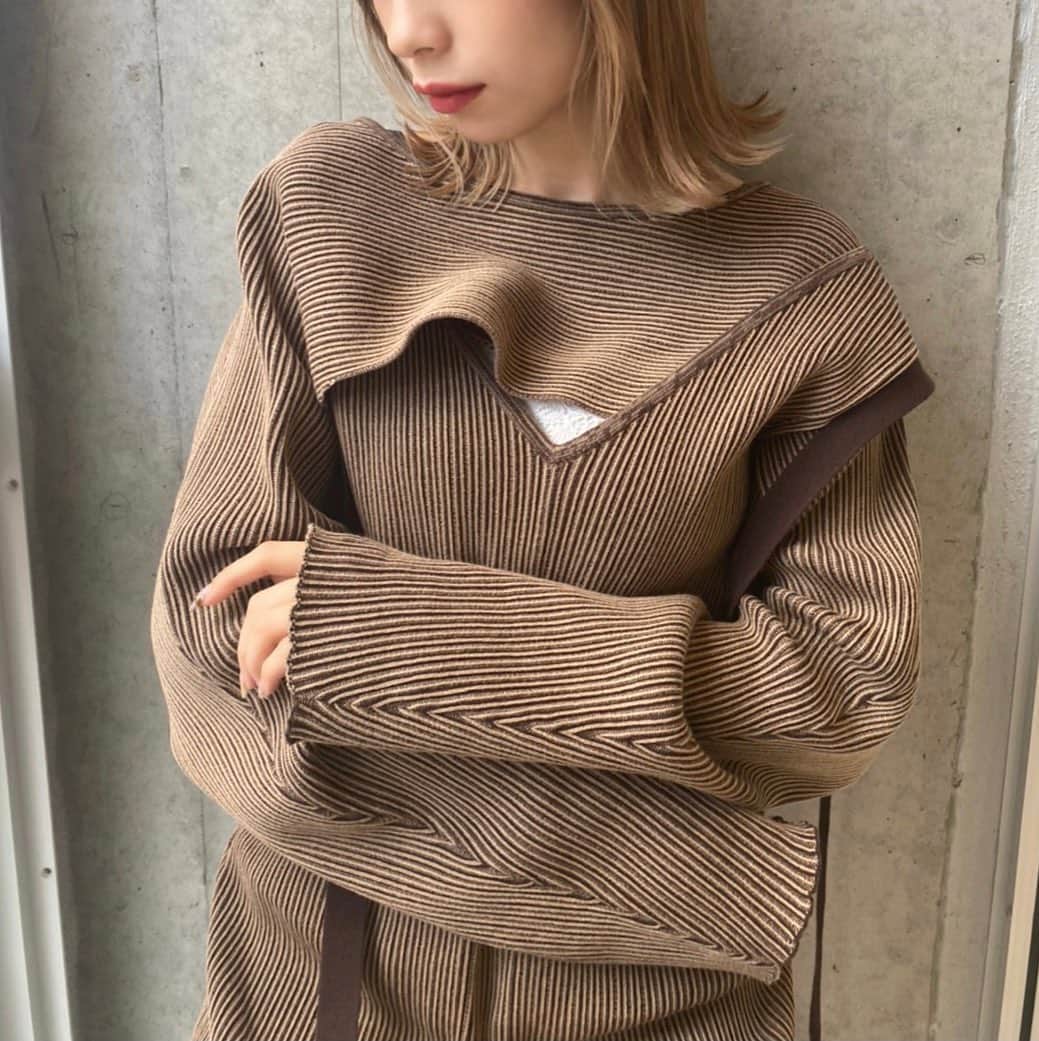 塩川裕美のインスタグラム：「. 撮影で可愛いて言いまくった衣装👼🌈🤍 . . ストーリーでも反応もらったけど ネット見たらすでに売り切れてました、、😧 . .」