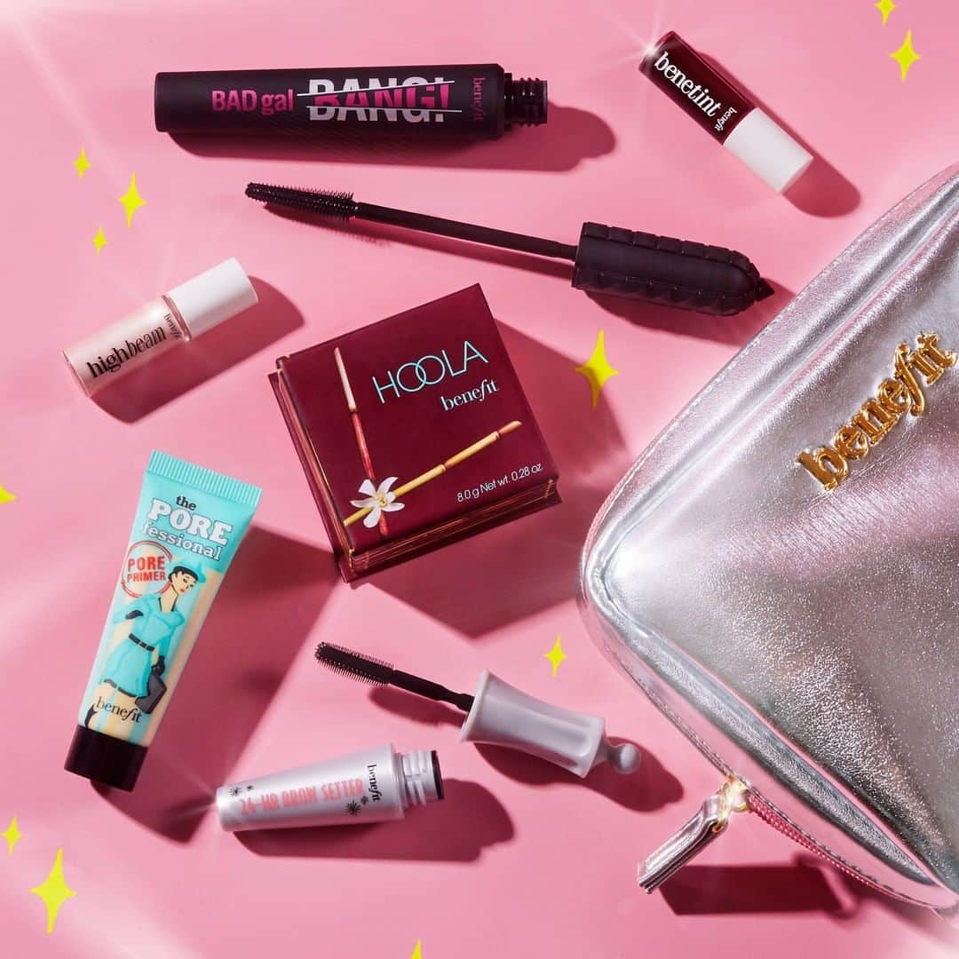 Benefit Cosmetics UKさんのインスタグラム写真 - (Benefit Cosmetics UKInstagram)「It's the final countdown to Christmas and this is one gift you'll DEFINITELY want to give this year 👏  Save 65% on your beauty faves with our Benefit Beauty Extravaganza set. It's ONLY £27.50 (worth £78) and exclusively available at @bootsuk stores 💖」12月18日 17時39分 - benefitcosmeticsuk