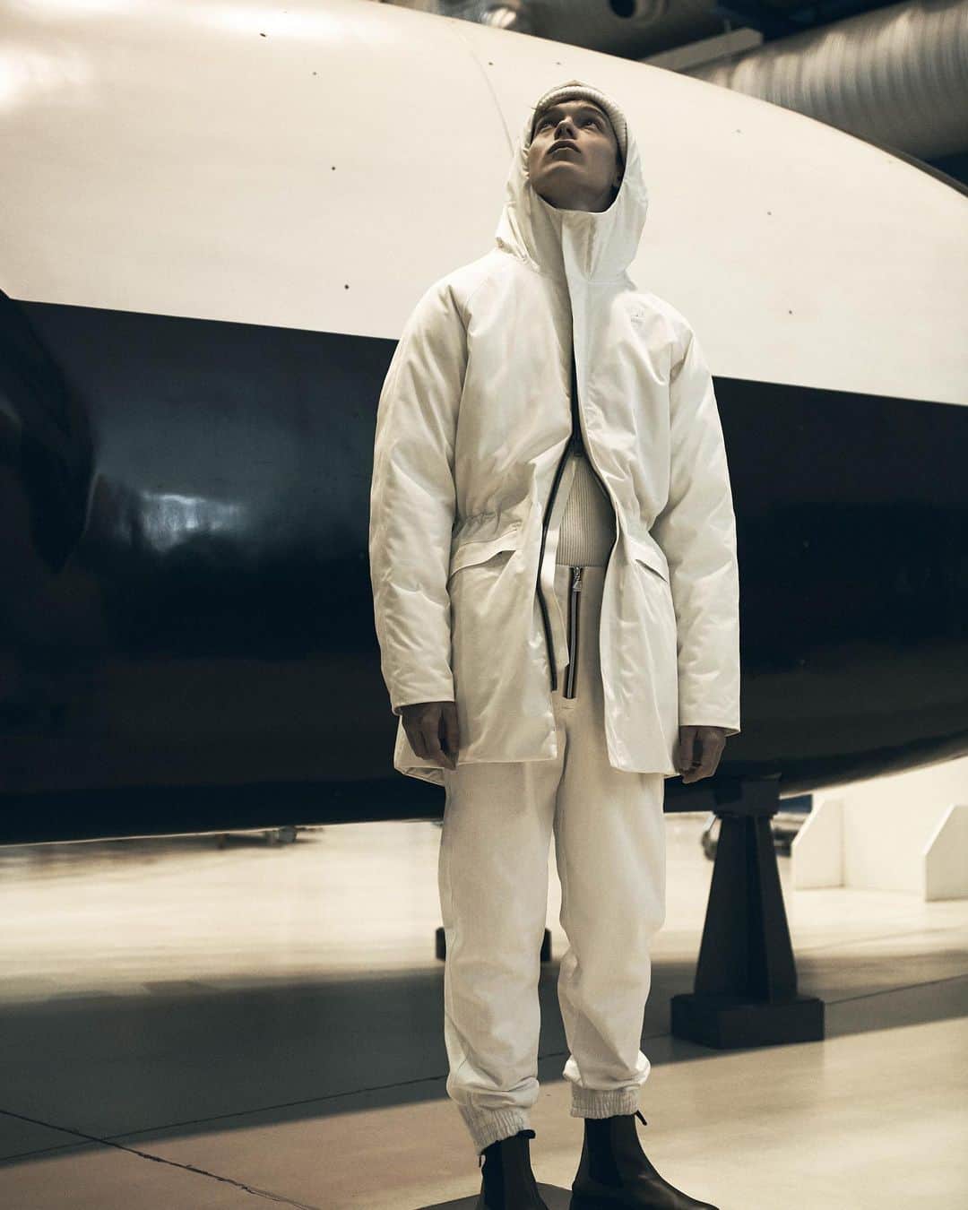 のインスタグラム：「Outdoor inspiration meets urban attitude, giving rise to a wide range of ultra-resistant, high-performance outerwear designed to guarantee maximum comfort in extreme climates✨ #KWAY」