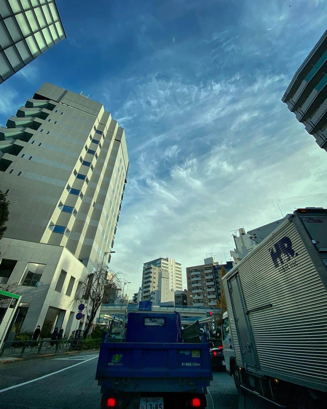 宍戸開さんのインスタグラム写真 - (宍戸開Instagram)「#streetphotography #storyofthestreet #streetoftokyo #streetcinematography #kaishishido #iphone11pro #photography #photographer #photooftheday」12月18日 17時59分 - kaishishido