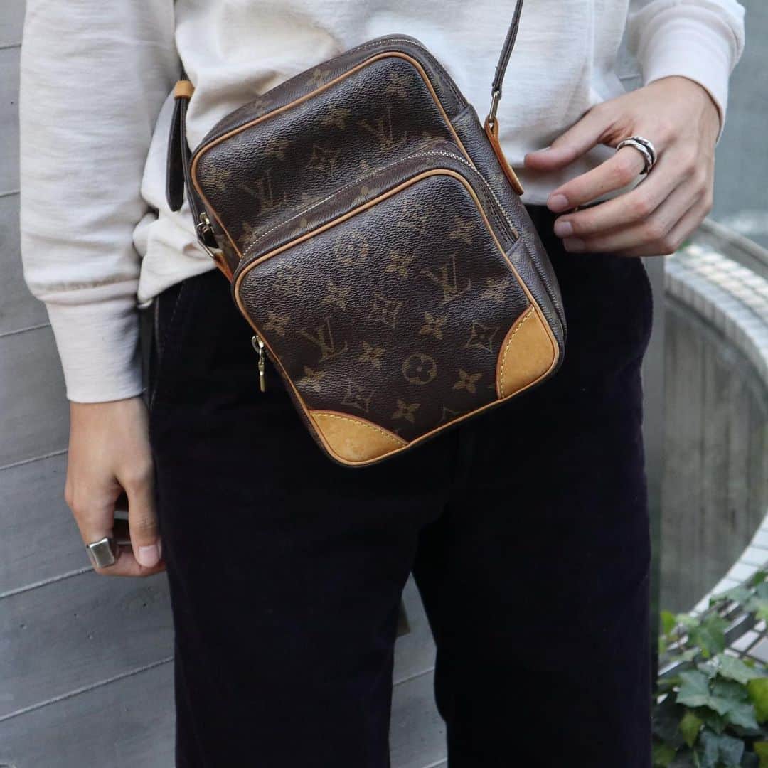Vintage Brand Boutique AMOREさんのインスタグラム写真 - (Vintage Brand Boutique AMOREInstagram)「Louis Vuitton Monogram Amazon.  🔍This is not available online. So please send us direct message for more information.  ✈️Free Shipping Worldwide 📩DM for more info and pricing  ➡️info@amorevintagetokyo.com  #louisvuitton #vintagelv #lv」12月18日 18時00分 - amore_tokyo