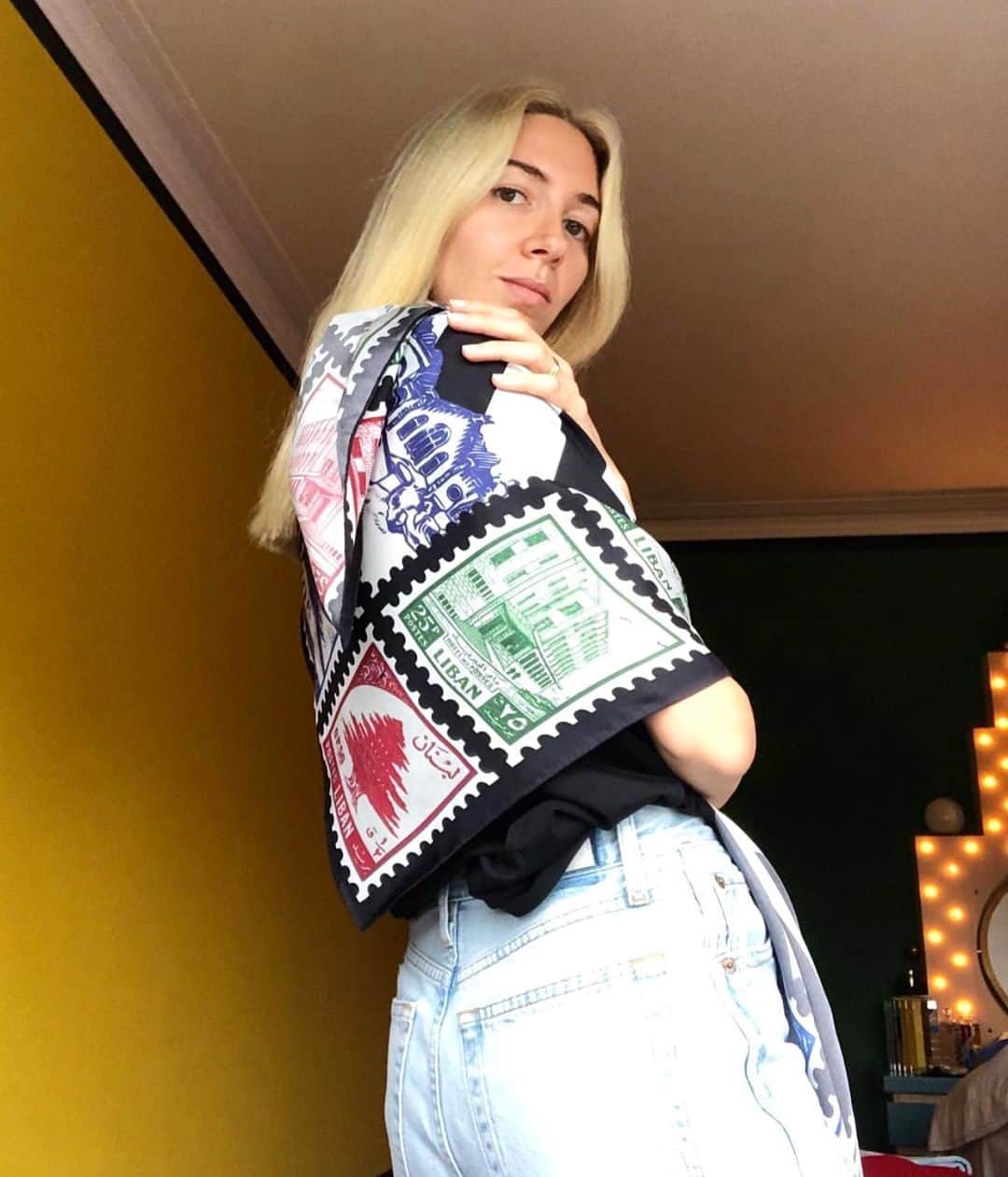 メアリーカトランズのインスタグラム：「Very proud to be able to support @creativesforlebanon with our “From Beirut with Love” scarf that is now restocked! Thank you @sabinegetty for modelling to perfection!  “Back by popular demand. From Beirut With Love, in bold graphic stamps as only Mary Katrantzou can from @beirutrestore . The perfect gift, in two sizes. Get it while you can. Thank you @MaryKatrantzou”  #beirutrestore #creativesforlebanon #actforlebanon #marykatrantzou」