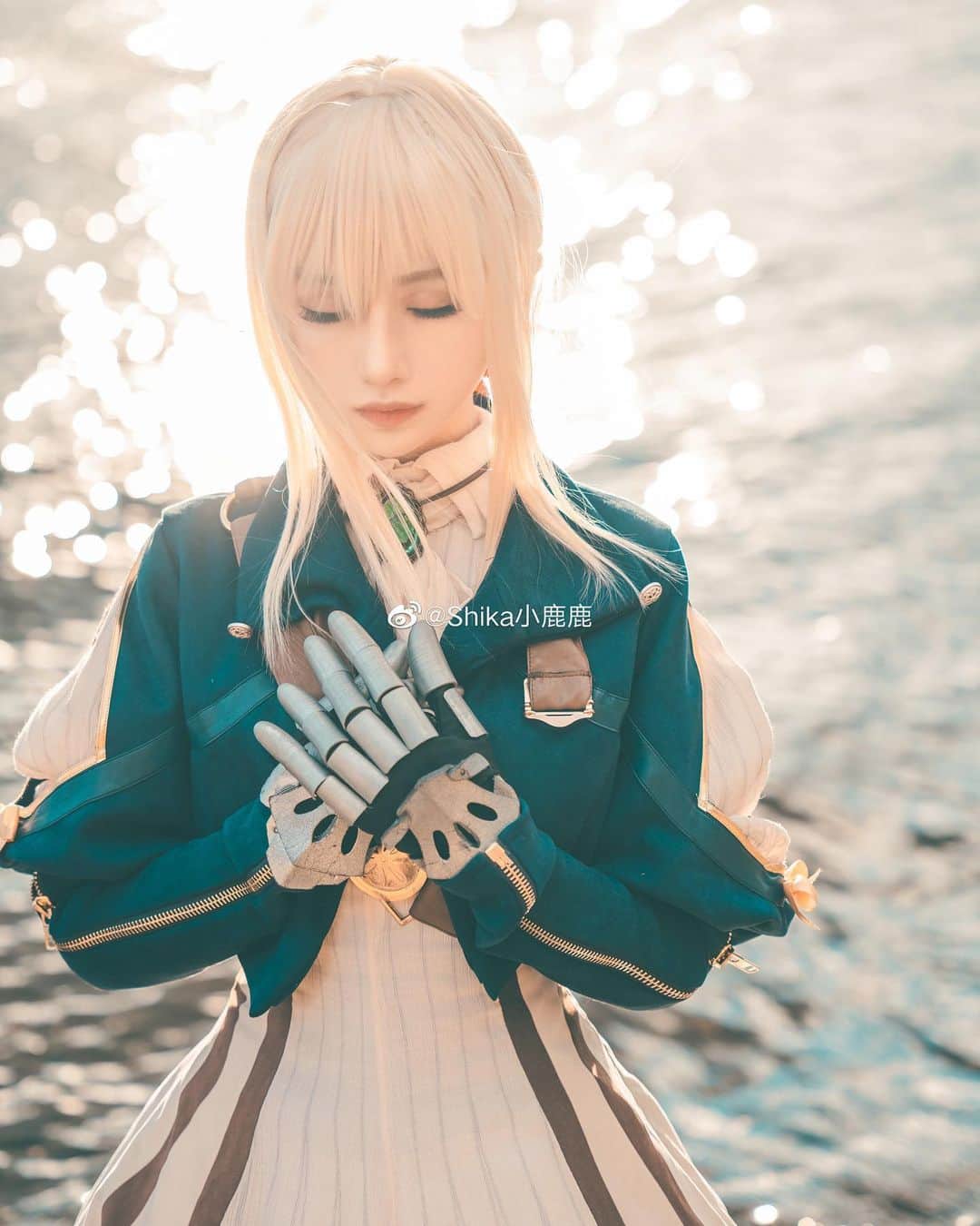 shikaのインスタグラム：「#コスプレ ##ヴァイオレットエヴァーガーデン #cos #cosplay #cosplayer」