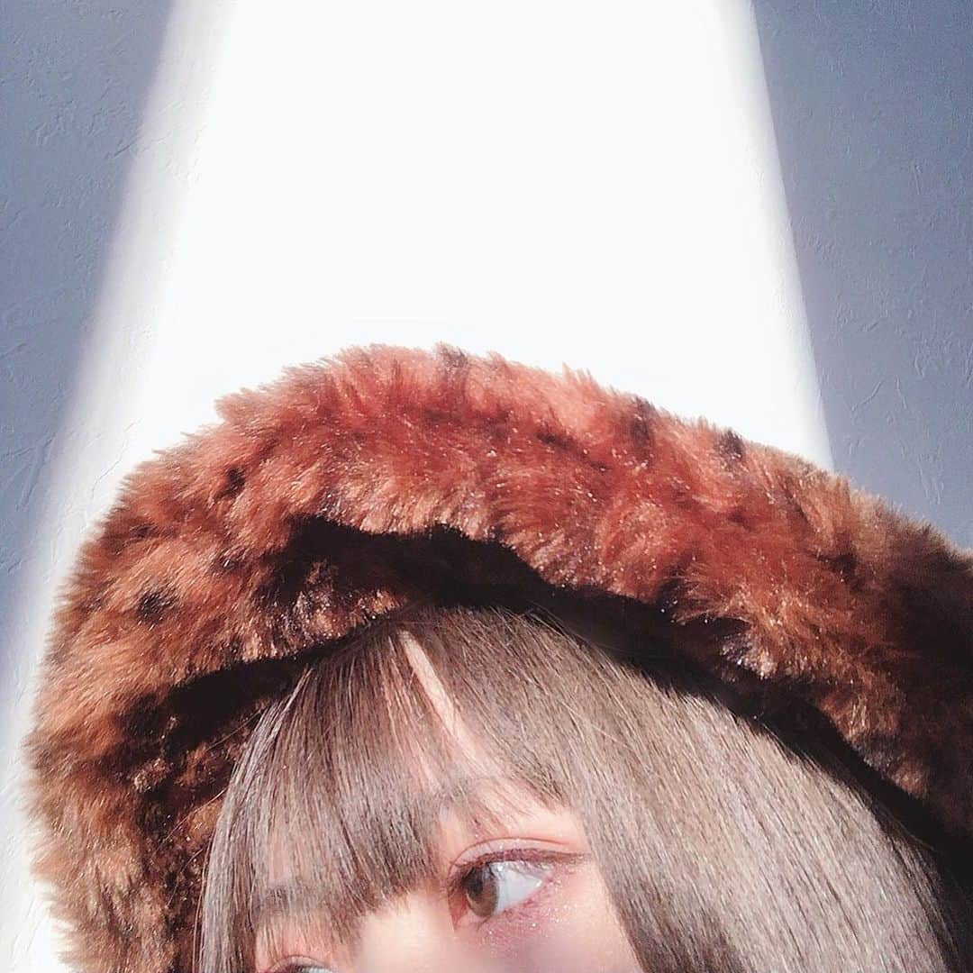 美月リカのインスタグラム：「👀🧸🍂」