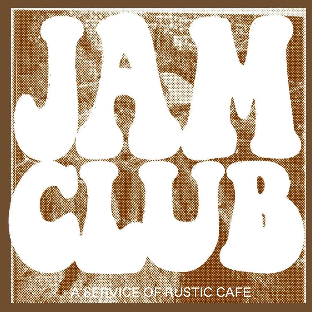 ボニー・ライトのインスタグラム：「Hi friends! We are so trilled to introduce you to our JAM CLUB (and our new website!!).  Handmade by me & @emilyeisen at @rusticcafela Our preserves are always made of local organic fruit picked at the top of the season. Every member of JAM CLUB will get a limited edition Rustic Cafe tote with their first order.   Our jam subscription offers a delivery of seasonal jams every 2 months (6x/ year), or every season for 12 months (4x year). With all proceeds donated to our friends at SÜPRMARKT.  Currently only shipping within the US.   For more info, and to subscribe now, please visit us online at: rusticcafela .com」