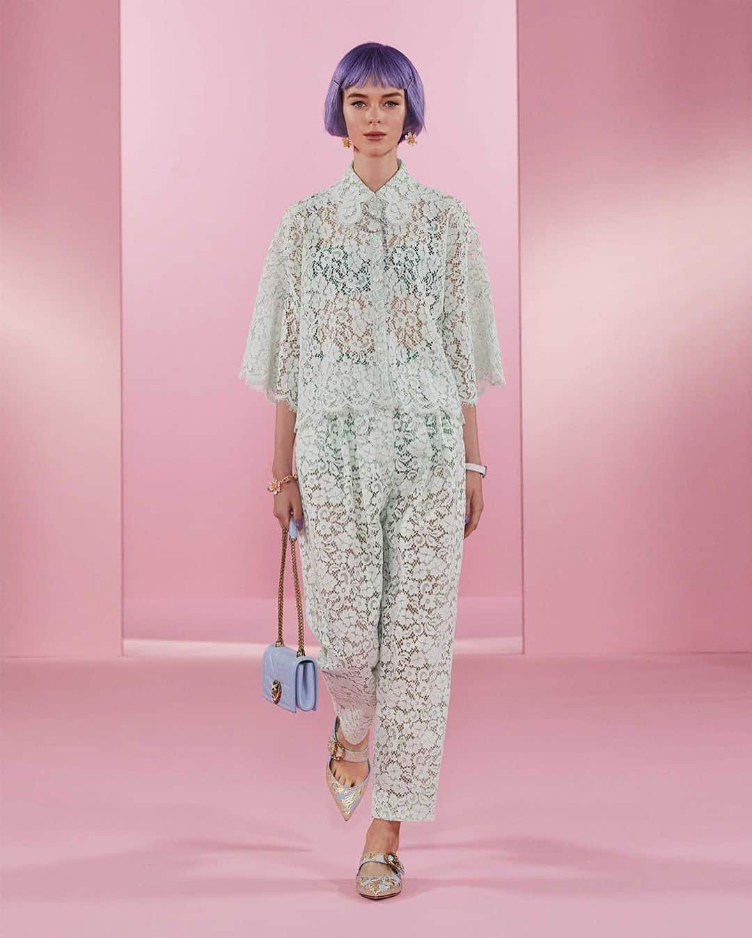 ドルチェ&ガッバーナさんのインスタグラム写真 - (ドルチェ&ガッバーナInstagram)「⁣#DolceGabbana presents #DGDigitalShow2: Power Pastel ⠀ The new Women’s collection features the perfect combination of soft colours, clean silhouettes and floral details. ⠀ ⠀ The looks include a short-sleeved, long floral chiffon dress, a short lace shirt paired with matching trousers and brocade slip-ons feauturing a baroque logo, and a silk lace-stitch sweater with a pleated lamé jacquard midi skirt and bejewelled pumps. ⠀ ⠀ The outfits are accessorised with floral jewellery, a light blue #DGDevotionBag and a #DGDolceBox. ⠀ ⠀ Discover the looks at the link in bio.」12月19日 4時57分 - dolcegabbana