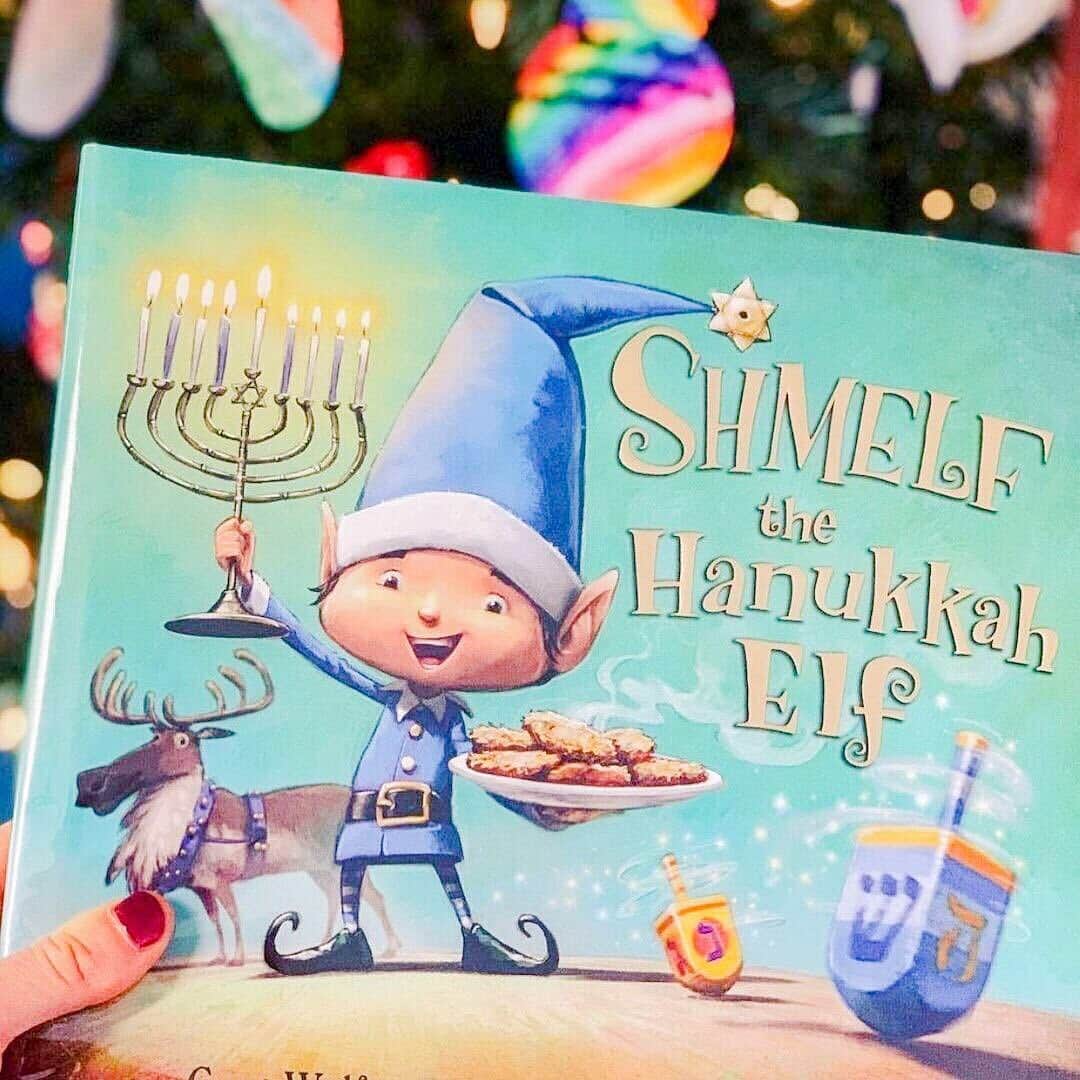 Targetさんのインスタグラム写真 - (TargetInstagram)「The cutest holiday book you ever did see. What's your favorite holiday read? ❤️」12月19日 5時01分 - target