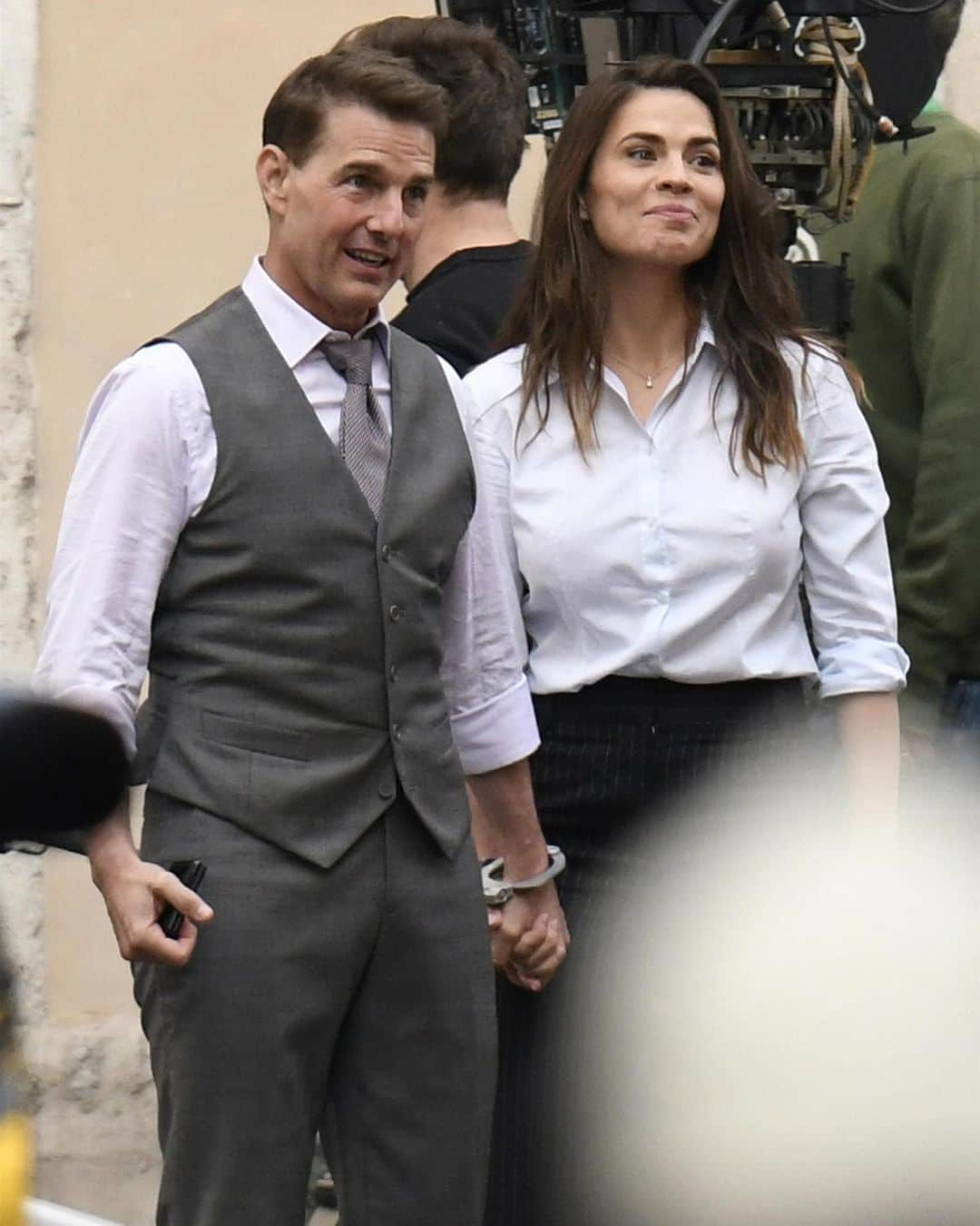 Just Jaredさんのインスタグラム写真 - (Just JaredInstagram)「There are now romance rumors surrounding Tom Cruise and his “Mission: Impossible 7” co-star Hayley Atwell. Tap this photo at the LINK IN BIO for everything that’s being said, plus lots of pics from set. #TomCruise #HayleyAtwell Photo: Backgrid」12月19日 5時09分 - justjared