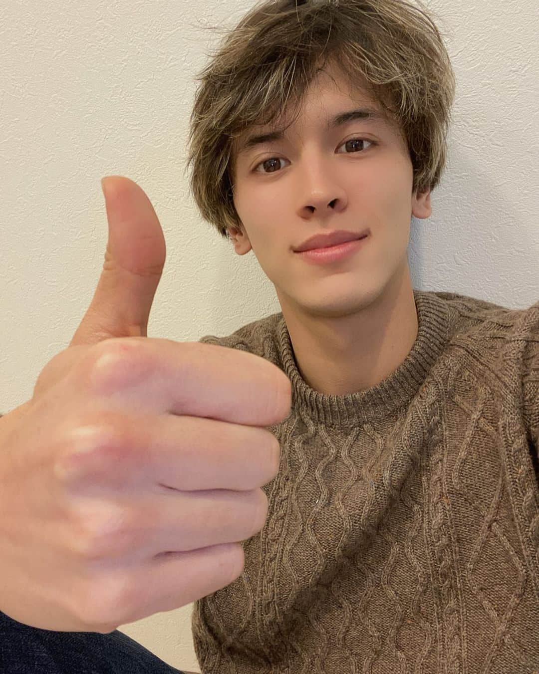 才川コージのインスタグラム：「【出演情報】  12/21〜12/24日　月〜木 あさ9時55分～10時25分  TBS【Let's！美バディ】  ゲスト出演させて頂きます‼️  SASUKE Week💪‼️  塚ちゃんと一緒に来週は盛り上げていきます💪‼️  みてね✨　 #塚田僚一  #才川コージ #SASUKE2020 #僕は何曜日に出るかな？」