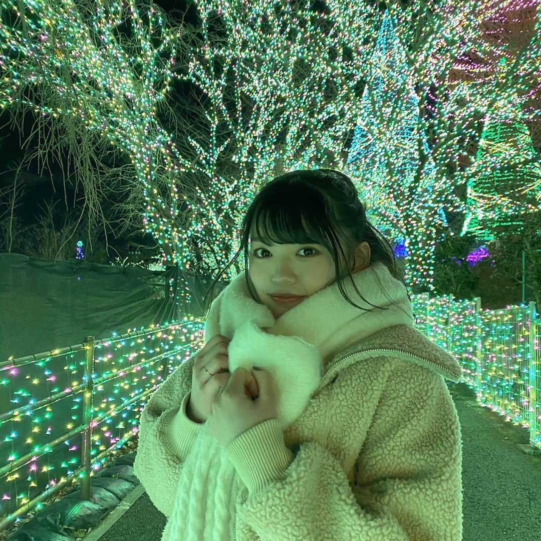 のインスタグラム：「白い吐息が混じり合う」