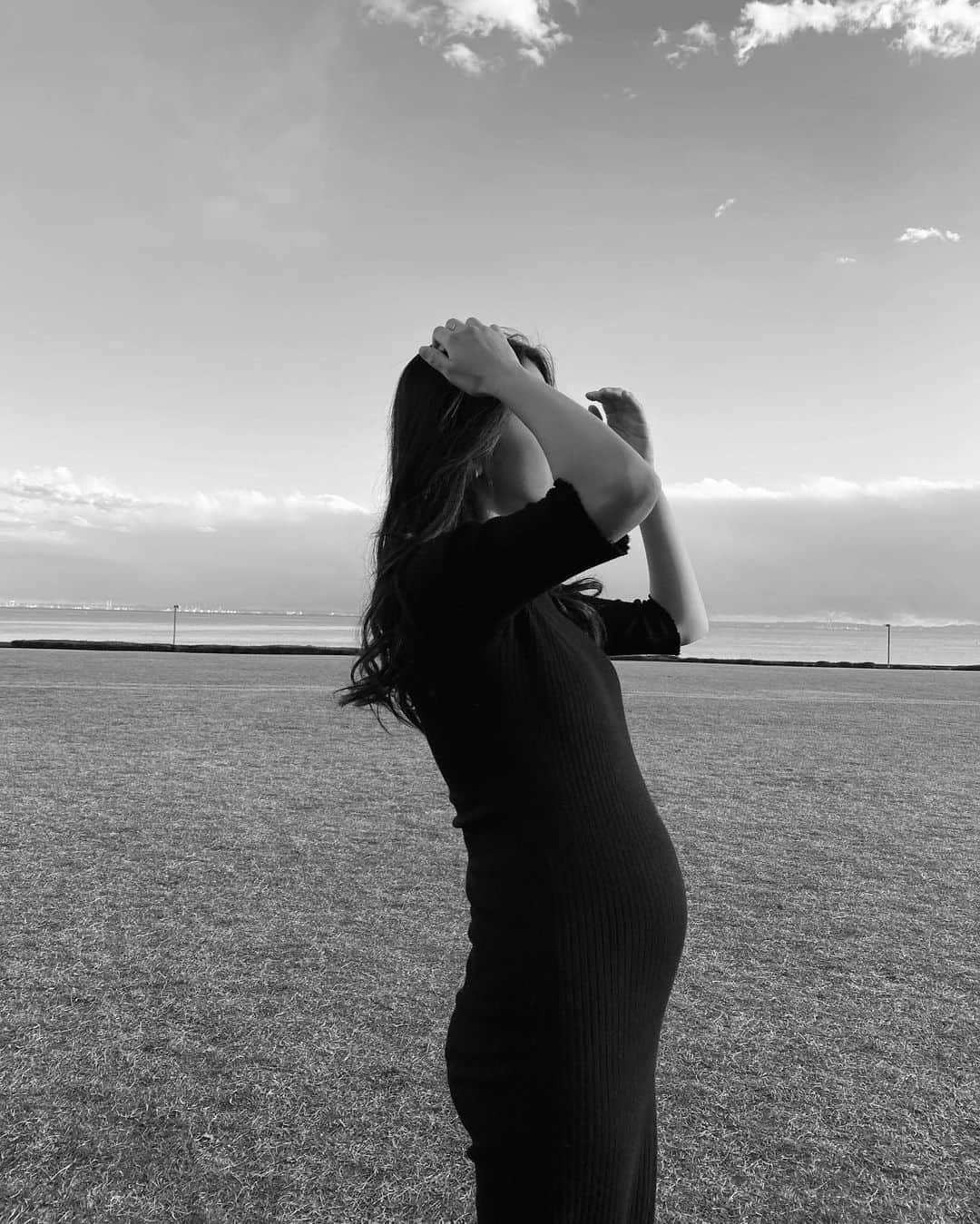 恵里花のインスタグラム：「29weeks🖤」