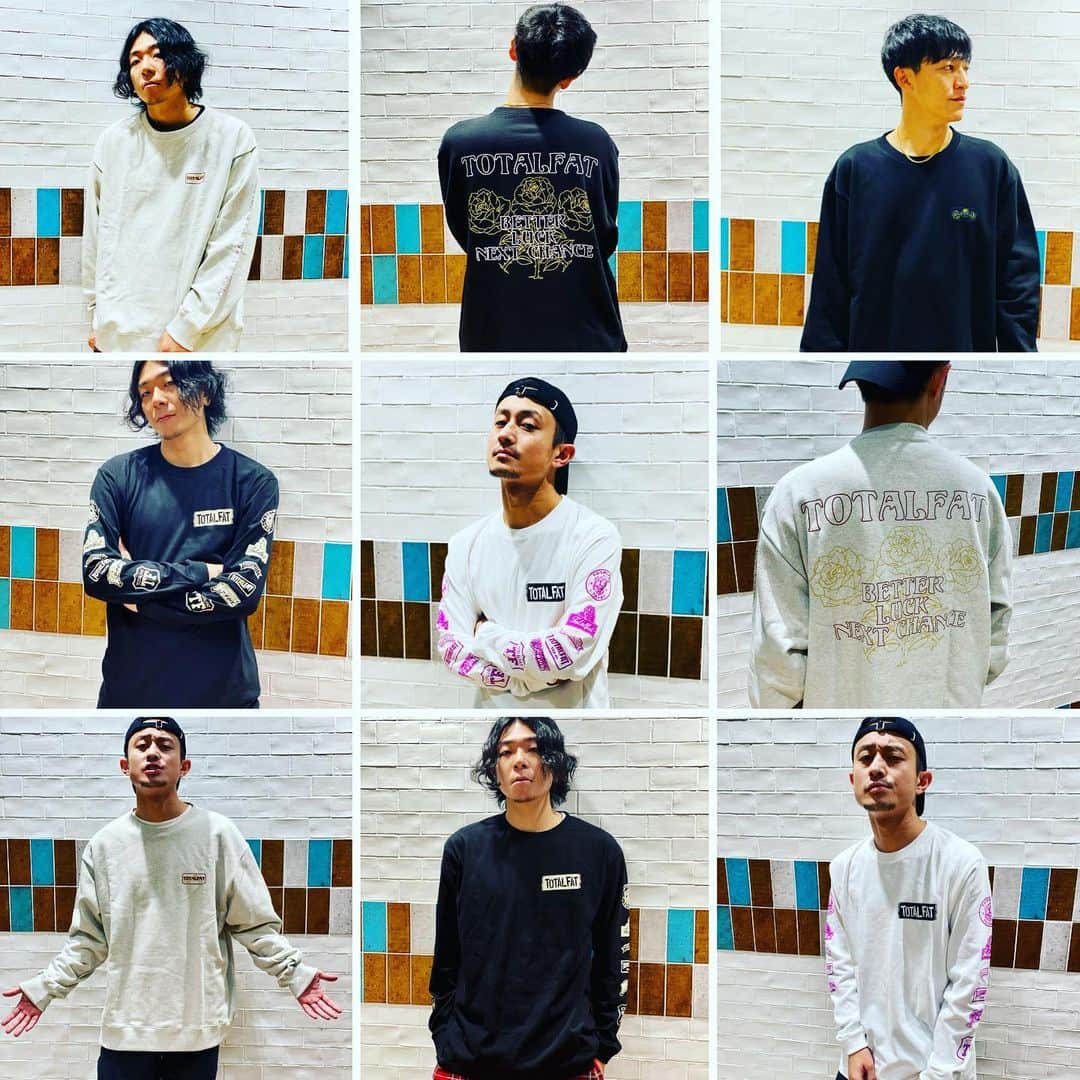 TOTALFATのインスタグラム：「冬フェスNEWグッズデザイン公開🔥  MERRY ROCK PARADEからの販売となりますが、明日(12/19)21時からUKFC ONLINE SHOPにて先行販売します✨ フェスの会場に来れない方も是非ご利用ください✌️  商品詳細は通販ページへ ukfc.shop/totalfat  MERRY ROCKで販売の全商品は明日公開します🎄」