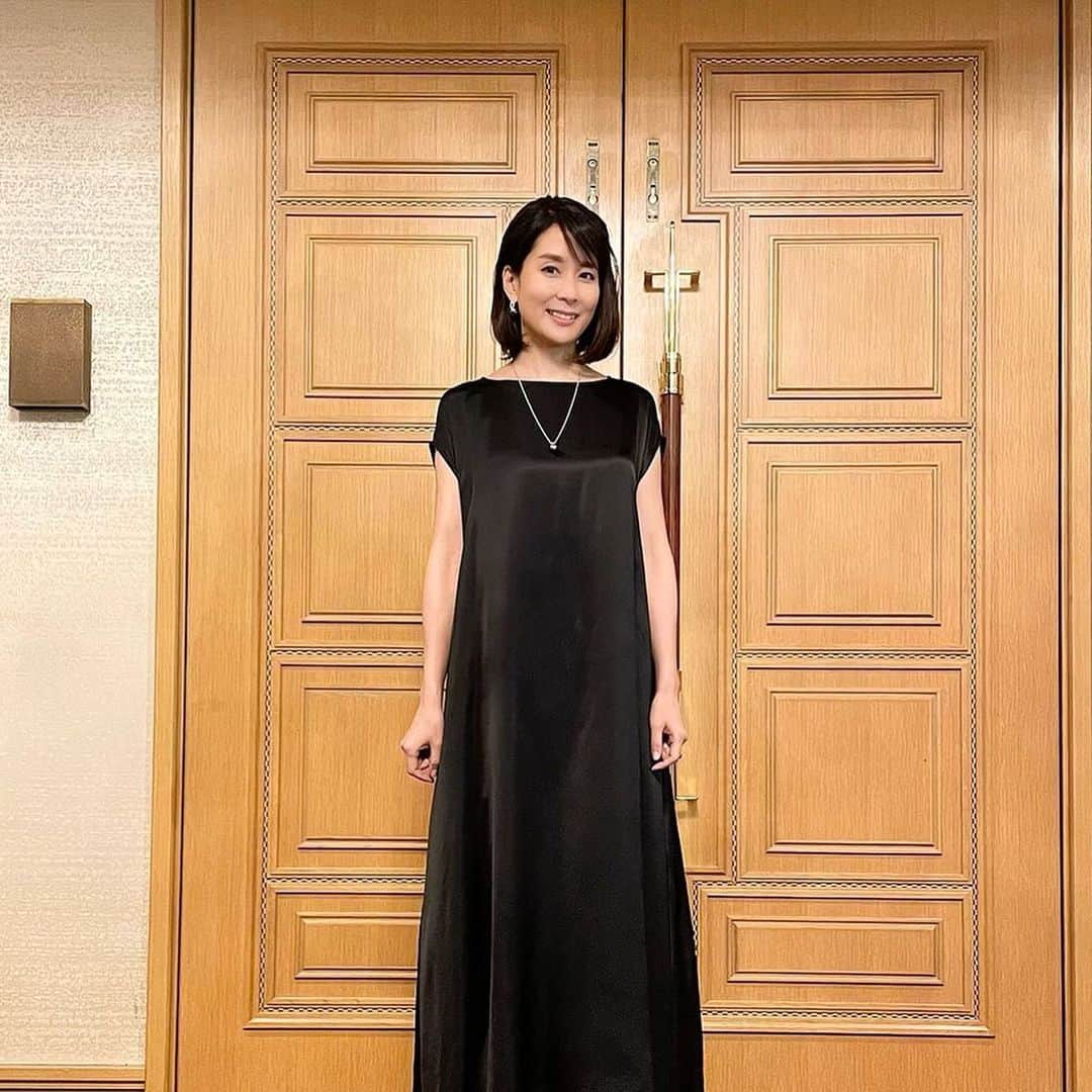 内田恭子さんのインスタグラム写真 - (内田恭子Instagram)「今日は朝から総務省のbeyond 5G推進コンソーシアムの司会進行。スマホが壊れるまで使い続ける私にでも、興味深い話が沢山！  #5g #beyond5g #帝国ホテル　#mikimoto #blackparl #vetements #衣装」12月18日 21時37分 - kyoko.uchida.official