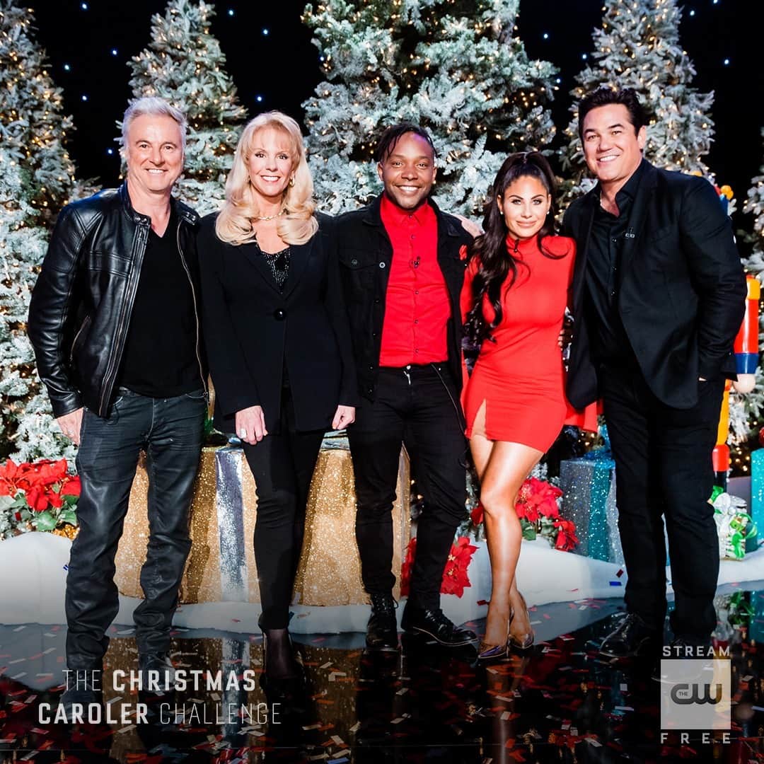 The CWさんのインスタグラム写真 - (The CWInstagram)「The Christmas Caroler Challenge airs tonight at 8/7c! Stream tomorrow free only on The CW.」12月18日 23時00分 - thecw
