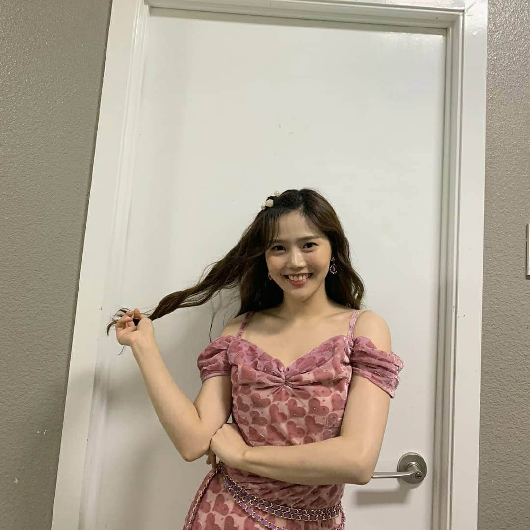 ヒョジョンさんのインスタグラム写真 - (ヒョジョンInstagram)「하트뿅뿅🥰」12月18日 23時10分 - candyz_hyojung