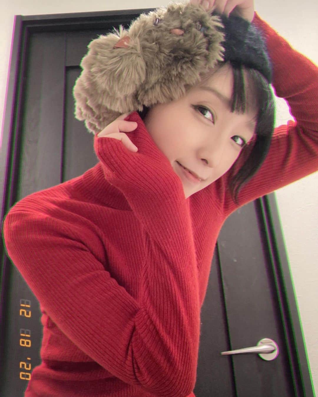 小明さんのインスタグラム写真 - (小明Instagram)「頭に猫乗せてる🐈」12月18日 23時27分 - akarusan