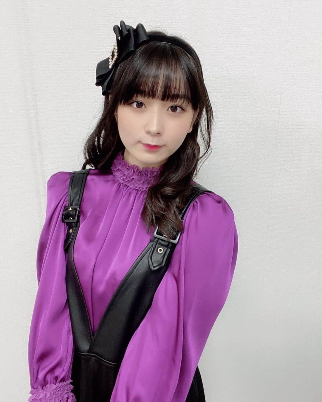 のインスタグラム：「. 明日は千葉です！！！！！！ . 明日に備えてもう寝ようね！！！ . たのしみ！！！！！！ . かしこ . #高田もも #かしこってなに #かしこ #あいどる #アイドル #idol #japaneseidol #かみやど #ひらがなかみやど #instagood #instagram #ミスid2021 #ミスid #zara #カチューシャ #巻き髪」