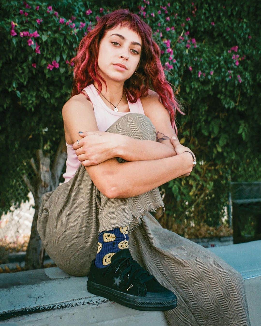 converseのインスタグラム：「To celebrate Alexis Sablone’s all-new One Star Pro, we caught up with our “flow” rider Nat Shwartz to get her take on Alexis’ parts in the latest @Converse_Cons film Seize the Seconds—and to find out just how @suminaynay has inspired her as a female skateboarder. ⁣ ⁣ “Alexis Sablone has not only changed my life but has changed thousands of other lives all around the world. She has broken boundaries from day one and has inspired me to not only be myself but to find my own style within skating. Seeing such a unique and badass female skater that puts her blood, sweat and tears into everything she does inspires me every day to keep going harder.”⁣ ⁣ “Being able to skate Alexis’ shoe has been a blessing. The One Star Pro AS has been by far my new favorite to wear. It’s comfortable, super durable and I have not needed to change my laces yet.” –Nat⁣ ⁣ Check out our stories to get to know Nat (@stickydickies) and don’t miss Alexis’ new Cons One Star Pro AS, available now on Converse.com.」