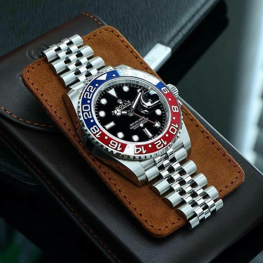 WATCHMANIAのインスタグラム：「Would you like to have a chance to win a Pepsi Rolex watch? If your answer is yes, head over to @af_luxsupply and enter the Rolex competition. You could walk away with a 20,000$ watch on your wrist. Tickets starts at 30€🔥 Get your tickets here: www.af-luxury.com ---- 🎟️Very Limited Tickets 🎲Join for a chance to win」