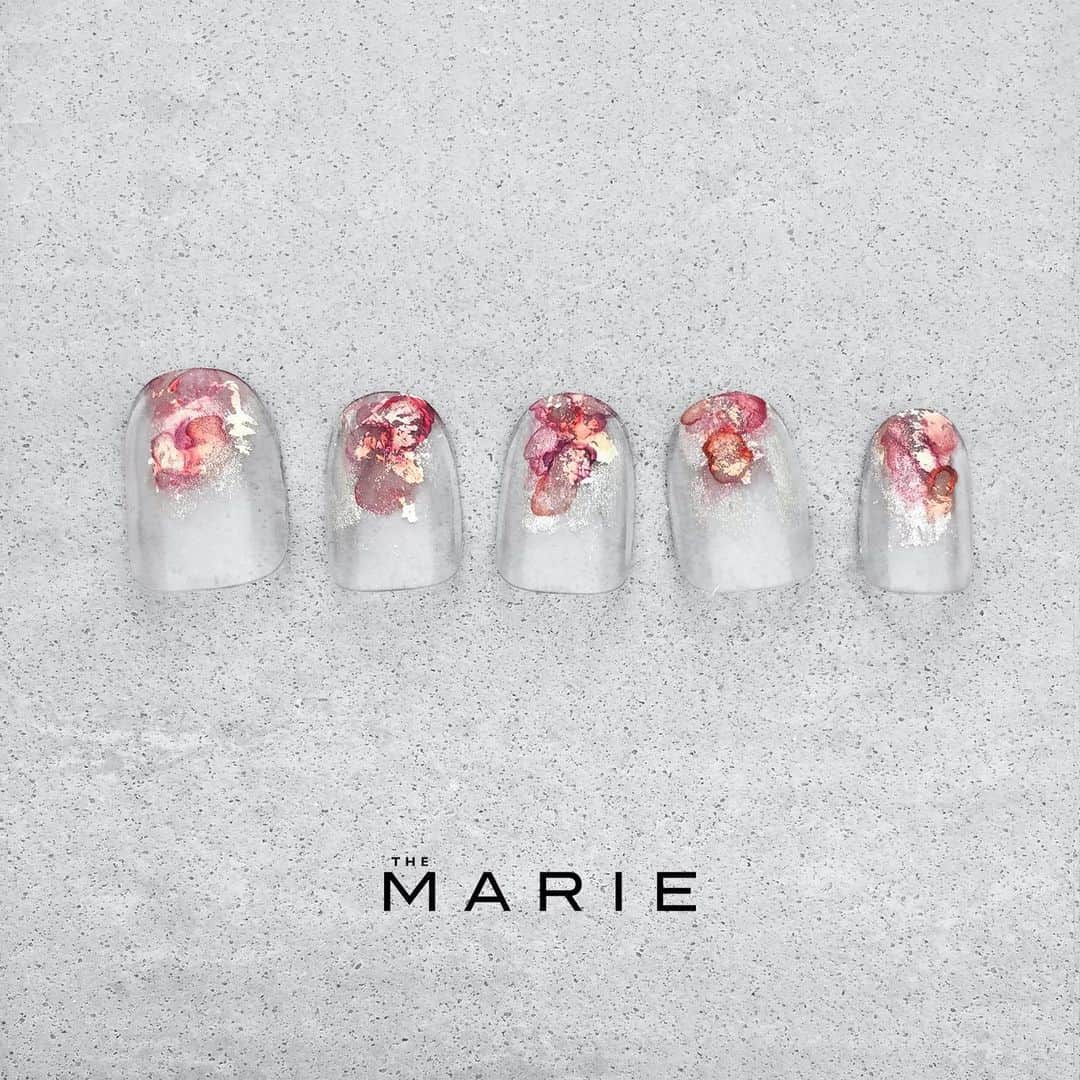 marienails_jpnのインスタグラム：「#nailartist #nailstagram #nailsofinstagram #nailswag #nailpro #nailist #marienails #nail #nails #naildesign #nailart #fashion #trend  #gelnails #instanails #fashionista #fashionlove #nailfie #マリーネイルズ #ネイルデザイン #ネイル #ジェルネイル #ファッション #ネイルサロン #ネイリスト #お洒落さんと繋がりたい #美甲 #ネイルアート #おしゃれ #コーデ」