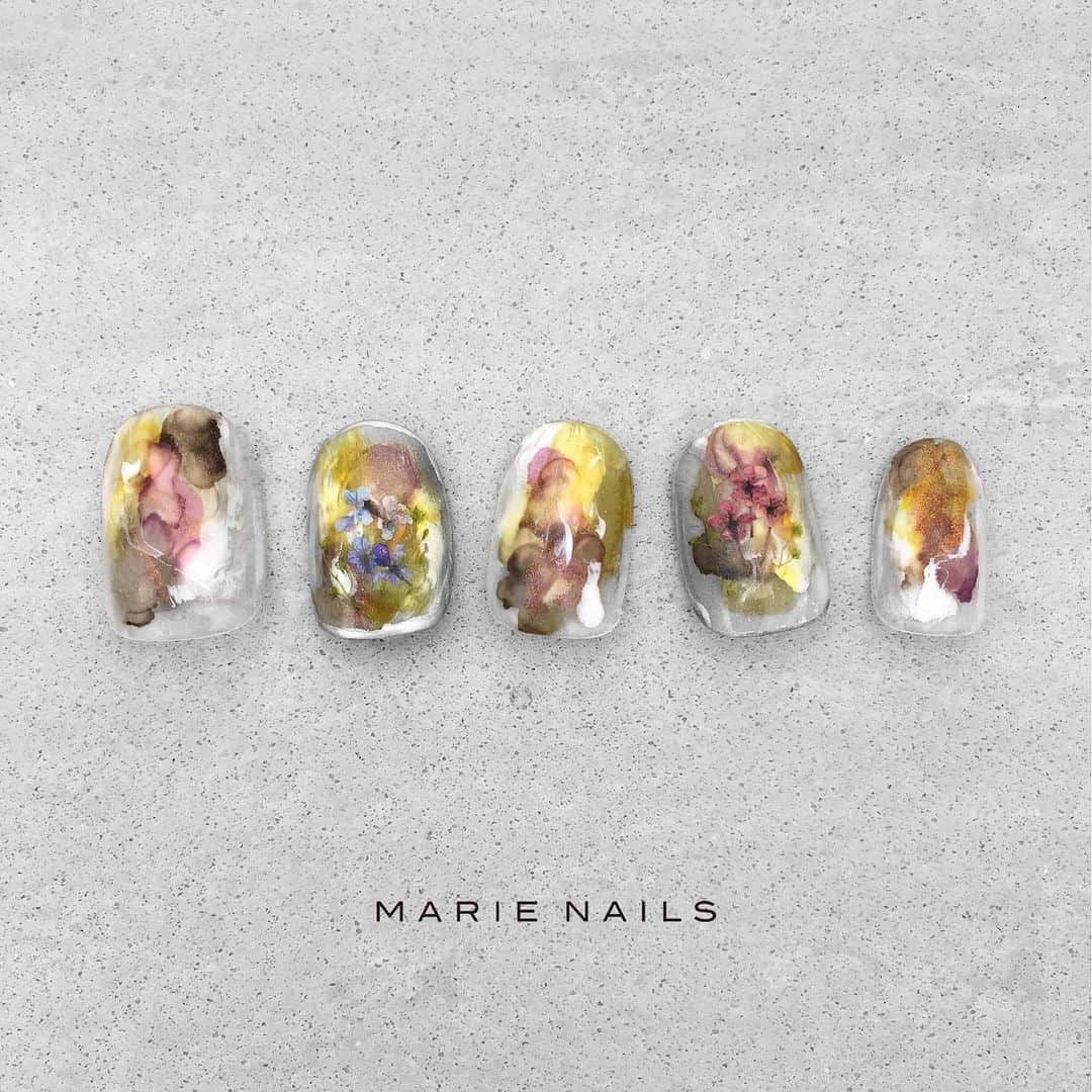 marienails_jpnのインスタグラム：「#nailartist #nailstagram #nailsofinstagram #nailswag #nailpro #nailist #marienails #nail #nails #naildesign #nailart #fashion #trend  #gelnails #instanails #fashionista #fashionlove #nailfie #マリーネイルズ #ネイルデザイン #ネイル #ジェルネイル #ファッション #ネイルサロン #ネイリスト #お洒落さんと繋がりたい #美甲 #ネイルアート #おしゃれ #コーデ」