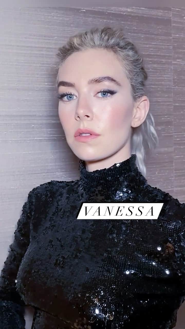 JO BAKERのインスタグラム：「V A N E S S A • K I R B Y 🇬🇧 Swept shadow liner with #englishrose tone accents on #vanessakirby on @thegrahamnortonshowofficial watch tonight as she talks about her incredible movie #piecesofawoman !!  Style @hollyevawhite @maisonvalentino  Hair @halleybrisker  Makeup #jobakermakeupartist  #wingedliner #eyeshadow #blush #cheek #lips #makeuplooks #makeupoftheday」