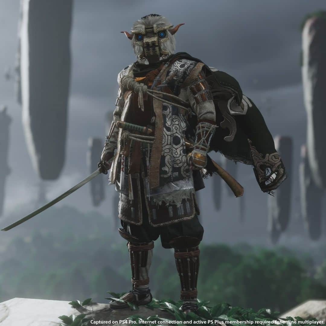 PlayStationのインスタグラム：「Outfits inspired by iconic PlayStation characters come to Ghost of Tsushima.  Unlock wearable homages to God of War, Horizon Zero Dawn, Shadow of the Colossus, and Bloodborne by completing a Story or Survival mission with each class before January 15.」