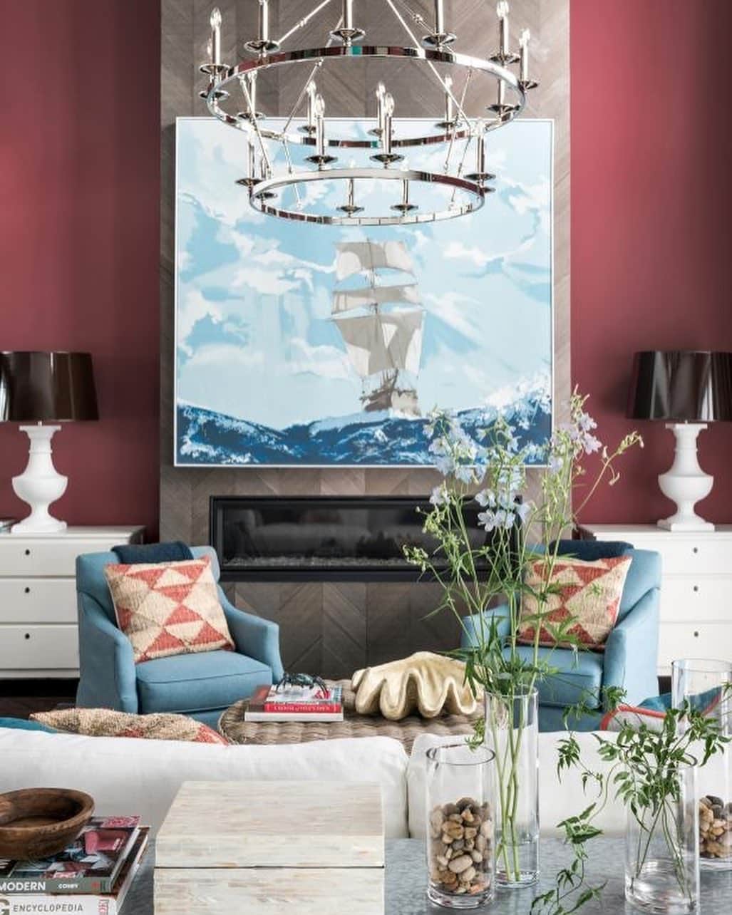 HGTVさんのインスタグラム写真 - (HGTVInstagram)「Explore the organic and elegant elements that define the living and dining rooms at HGTV Dream Home 2021. 😍 ⁠⠀ ⁠⠀ Designer @bpatrickflynn put colorful coastal charm to work in the grand two-story living room and cozy dining space. 💪  Would you rather cozy up around the fire or share a family meal? 🔥⁠⠀ ⁠⠀ Sign up for sweepstakes reminders + see all of #HGTVDreamHome 2021 home when you check out HGTV.com/Dream⁠ (or by visiting the link in our profile!) 🔝 🏡⁠⠀ ⁠⠀⁠⠀ 📸 @rusticwhite」12月19日 2時02分 - hgtv