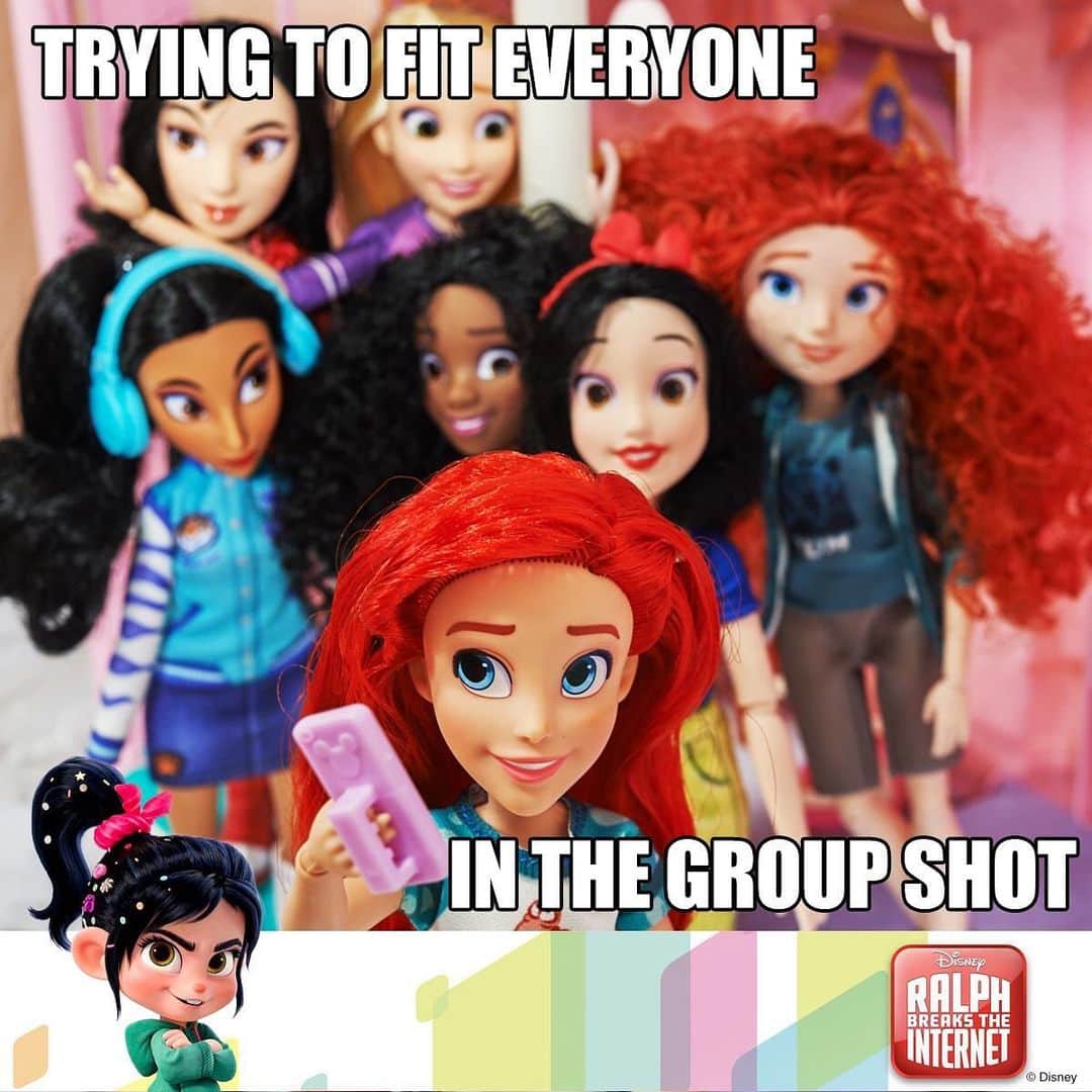 Hasbroさんのインスタグラム写真 - (HasbroInstagram)「Swipe to see what the Disney Princess Comfy Squad from #RalphBreakstheInternet is up to this weekend ➡️ Parents, visit the link in bio to add these dolls to your collection.」12月19日 1時56分 - hasbro