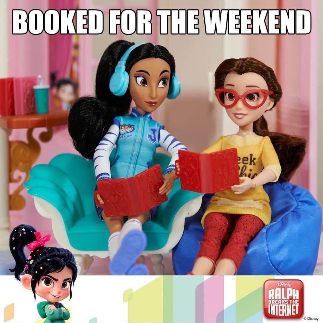Hasbroさんのインスタグラム写真 - (HasbroInstagram)「Swipe to see what the Disney Princess Comfy Squad from #RalphBreakstheInternet is up to this weekend ➡️ Parents, visit the link in bio to add these dolls to your collection.」12月19日 1時56分 - hasbro