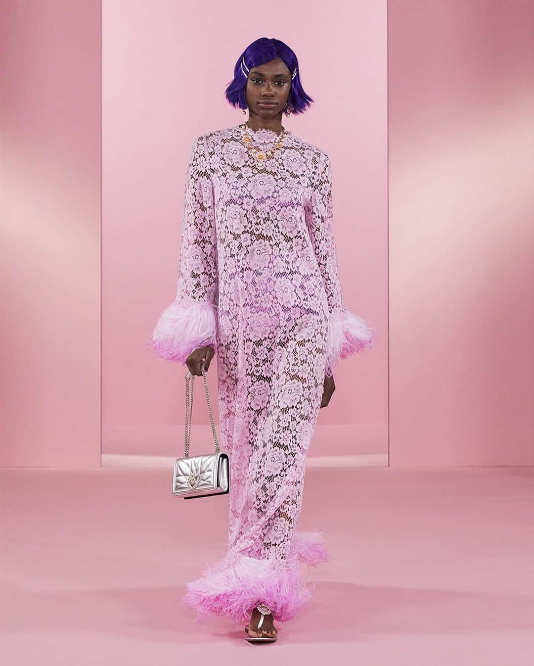 ドルチェ&ガッバーナさんのインスタグラム写真 - (ドルチェ&ガッバーナInstagram)「⁣#DolceGabbana presents #DGDigitalShow2: Power Pastel ⠀ The new Women’s collection features the perfect combination of soft colours, clean silhouettes and floral details. ⠀ ⠀ The looks include lace dresses with #DGDevotion sandals and #DGNS1 sneakers, a short camellia-print dress with gold sandals featuring a baroque heel, and a jersey t-shirt with marabou trim paired with a sparkly skirt and pumps.⠀ ⠀ The outfits are accessorised with variations of the #DGDevotionBag, a nano #DGSicilyBag and a #DGGirlsBag. ⠀ ⠀ Discover the looks at the link in bio.」12月19日 2時00分 - dolcegabbana