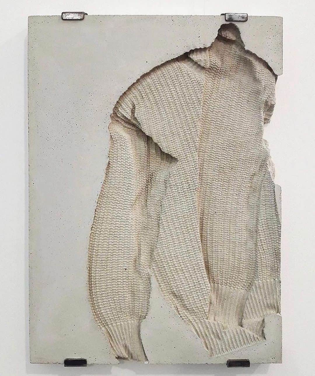 JanessaLeoneのインスタグラム：「Marie Lund, Torso (2015)」