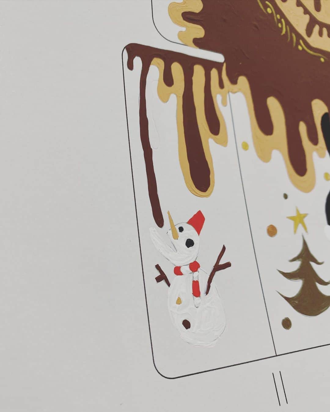 香取慎吾さんのインスタグラム写真 - (香取慎吾Instagram)「今年は #クリスマスケーキ 何個たべるぅ〜？ #ファミマ で作ったクリスマスケーキ #SHINGOtoクリスマス 今年はなんと、2種類登場！ 箱のデザインもしてるんです。 底面は #ぬりえ も楽しめちゃう！ご予約は 明日、12月20日まで！ #ファミクリをヨヤクリ #いちごとプリンのおいしいショートケーキ #香取慎吾」12月19日 13時49分 - katorishingo_official