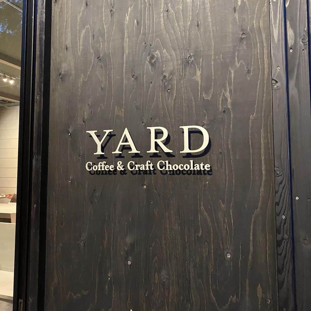 karen okajimaさんのインスタグラム写真 - (karen okajimaInstagram)「ㅤㅤㅤ  ㅤㅤㅤ  ☕💭❤️  ㅤㅤㅤ #yardcoffeeandcraftchocolate #yardcoffee #ヤードカフェ #ヤードコーヒー #カフェスタグラム  #ヤードコーヒーアンドクラフトチョコレート #天王寺カフェ #天王寺グルメ #天王寺ランチ」12月19日 13時47分 - karenokajima0318