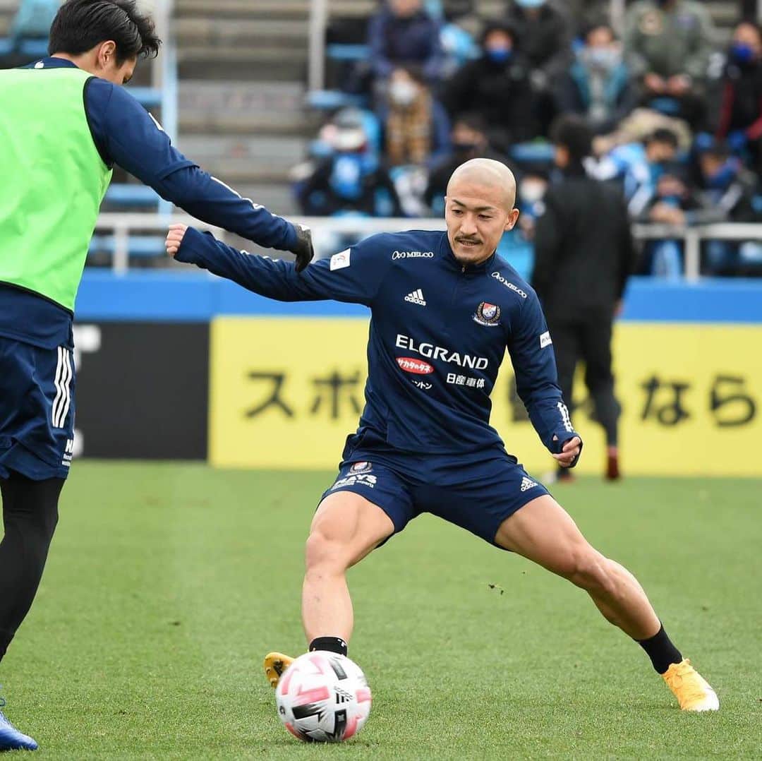 横浜F・マリノスさんのインスタグラム写真 - (横浜F・マリノスInstagram)「Who’s ready for Yokohama derby?  #fmarinos #Jリーグ #KeepSailTogether #横浜ダービー #メルコリゾーツ」12月19日 13時58分 - yokohamaf.marinos