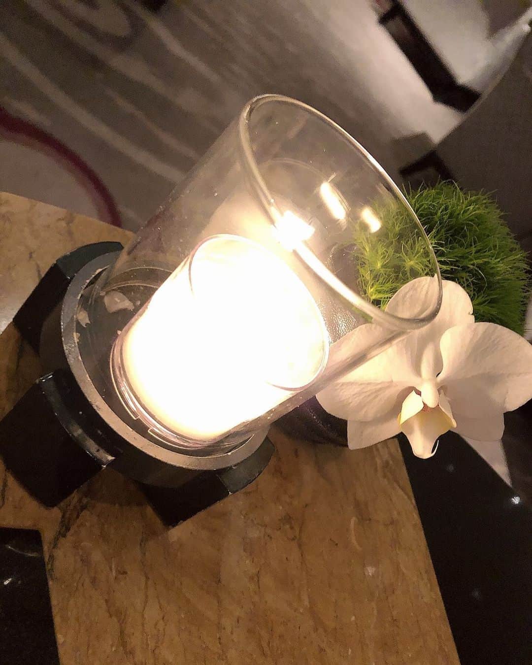 茉玲さや那のインスタグラム：「﻿ ﻿ 先日、とある現場を終えてきました﻿ とてもあったかい 素敵な場所でした‪‪☺︎‬﻿ ﻿ ﻿ ﻿ もう少し先にはなりますが﻿ またお知らせしますね‪‪☺︎‬﻿ ﻿ ﻿ ﻿ 今年もあと少し🦌✨﻿ 寒くなってきたので暖かくしてお過ごしください‪‪☺︎‬﻿ ﻿ ﻿ ﻿ ﻿ #出会いとご縁に感謝﻿ #いつもありがとうございます‪‪☺︎﻿ ﻿ ‬﻿ ﻿」
