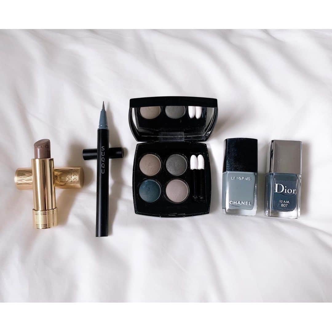 のインスタグラム：「🌬🤍 @guccibeauty @suqqu_official @chanel.beauty @diormakeup」