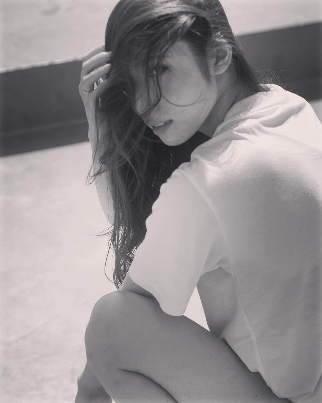 DJ MANAMI（松迫愛実）のインスタグラム：「✔️普通自動車運転免許取得﻿ 小さなことだけど今年の目標達成🌱﻿ ﻿ #写真との関係のなさ﻿ #教習中泣きながら運転した思い出﻿ #MTで取ったけど﻿ #エンストしすぎて﻿ #エンストからのエンジンかける動作だけ驚くほどスムーズ﻿ #免許証の写真は噂通り盛れない」