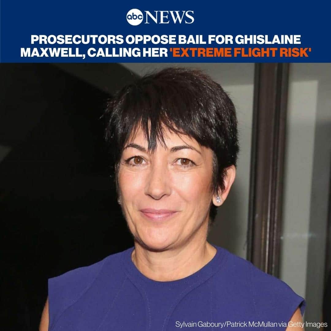 ABC Newsさんのインスタグラム写真 - (ABC NewsInstagram)「Federal prosecutors oppose Ghislaine Maxwell's renewed application for pretrial release on bail, arguing she poses "an extreme flight risk." #ghislainemaxwell #jeffreyepstein #crime #bail ⁠ ⁠ Read the details at LINK IN BIO.」12月19日 6時22分 - abcnews